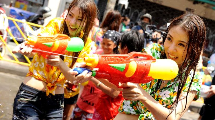 wet and wild hot girls in Songkran Fest