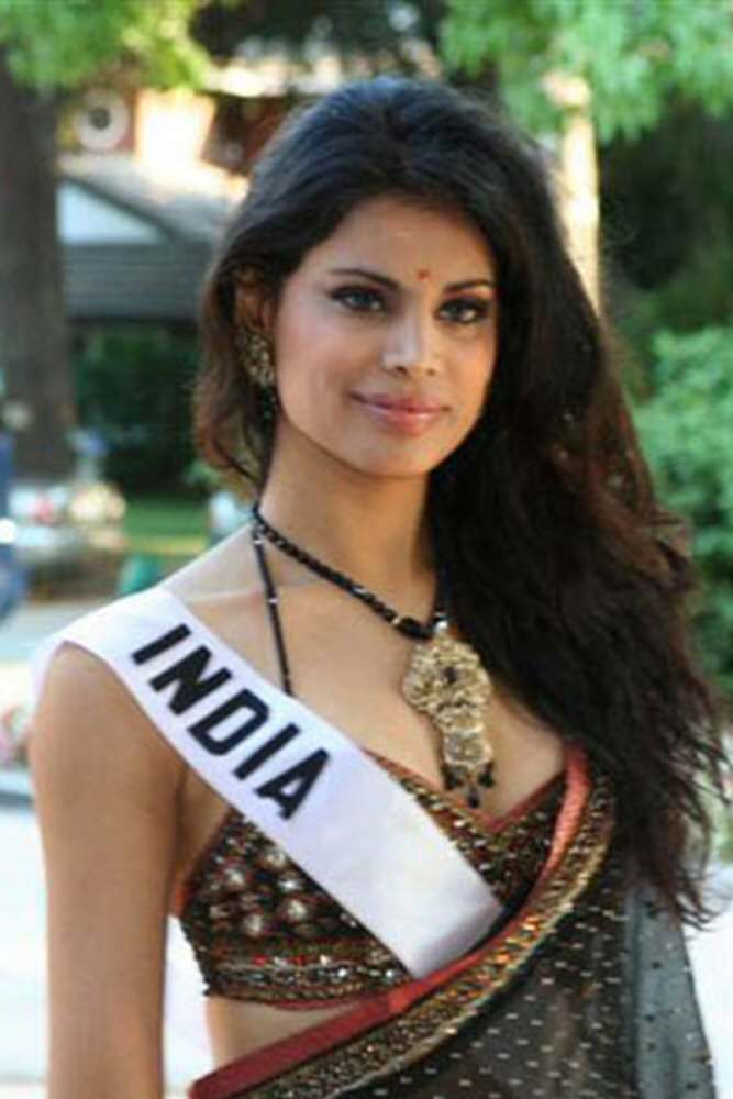 Top 20 Hottest Indian Women 59 Neha Kapur India