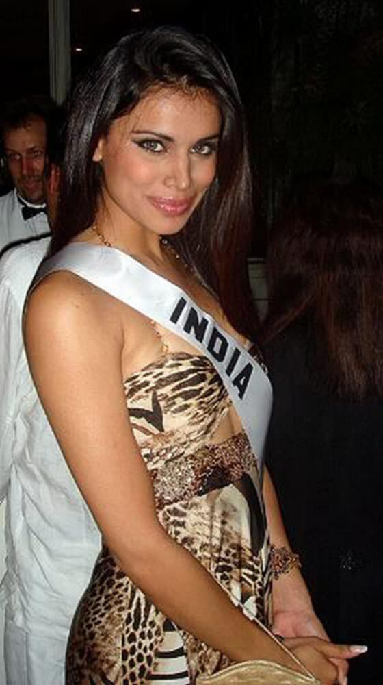 Top 20 Hottest Indian Women 60 Neha Kapur Miss India