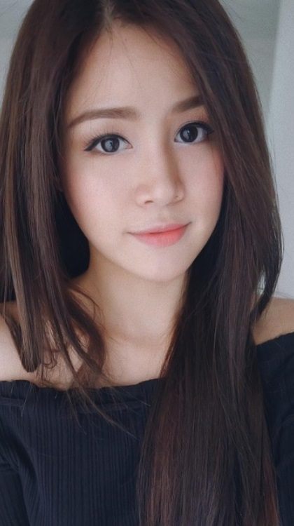 pretty thai woman