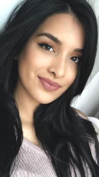 Uzbekistani Brides: Find 1100+ Uzbekistani Girls for Marriage Here